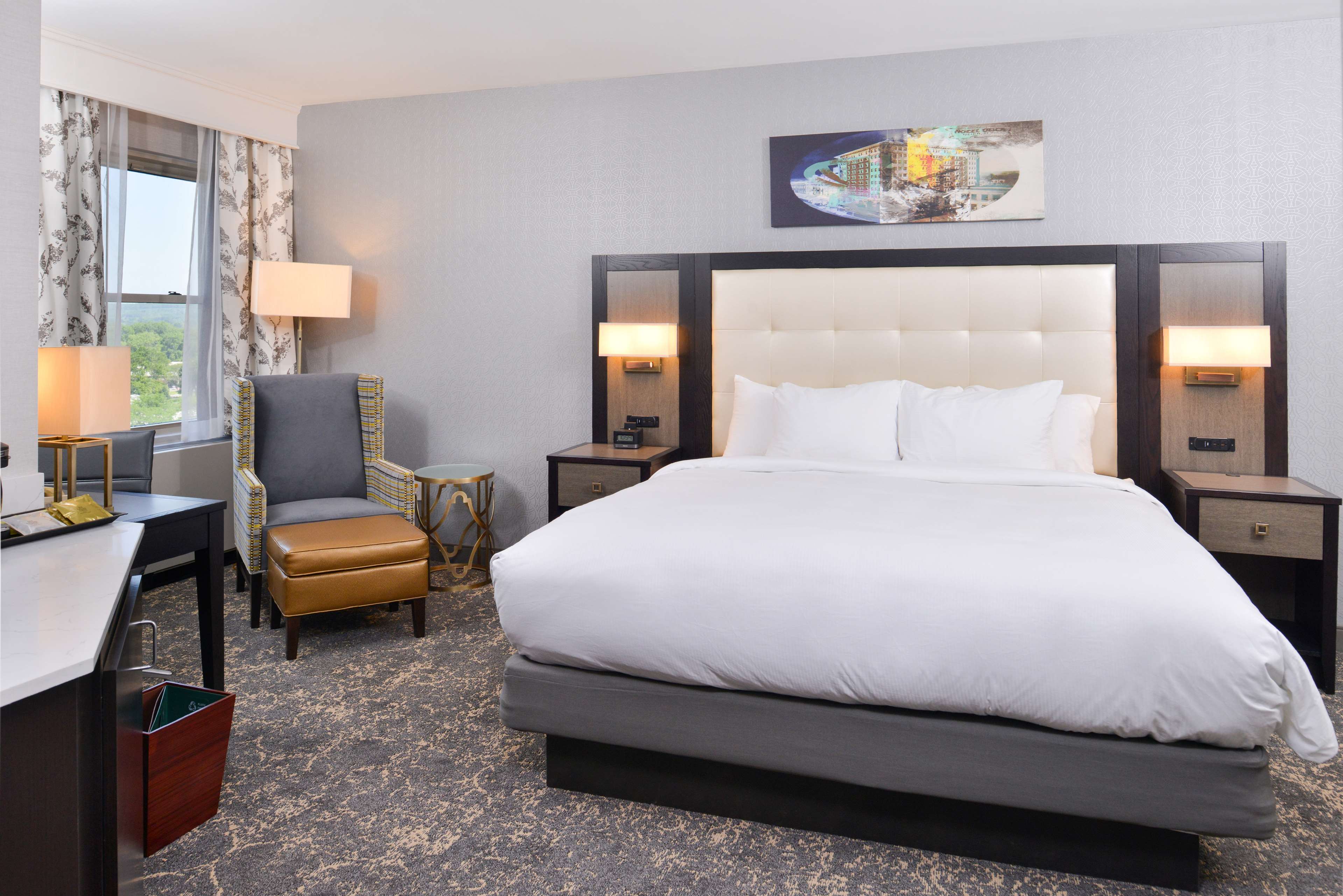 DoubleTree by Hilton Hotel Utica Room Type - 1KG STUDIO STE MOB ACC TUB