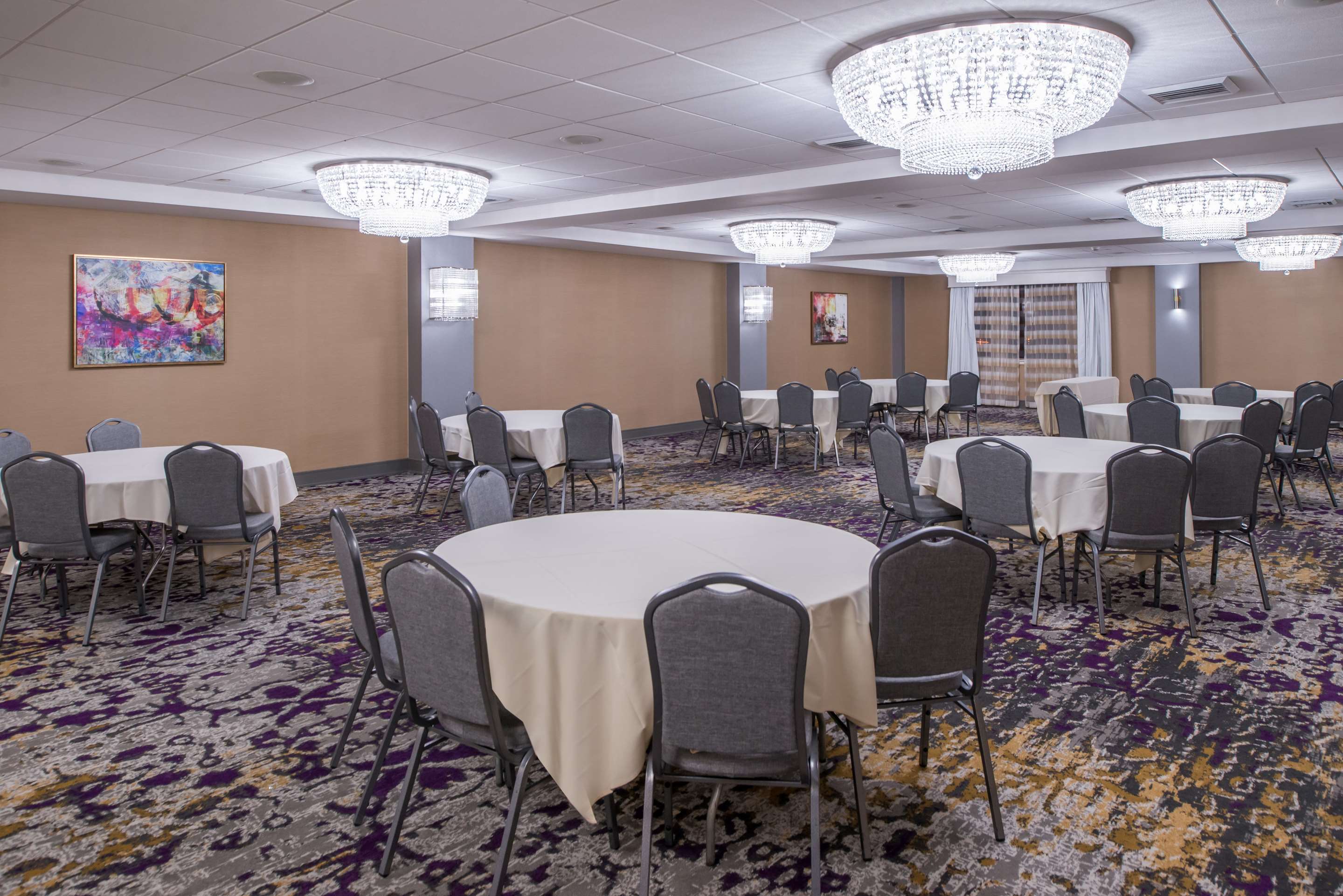 Meeting Room | DoubleTree by Hilton Utica