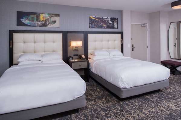  - DoubleTree by Hilton Hotel Utica