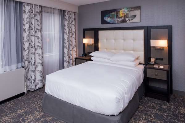  - DoubleTree by Hilton Hotel Utica