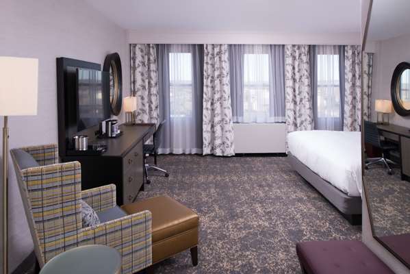  - DoubleTree by Hilton Hotel Utica