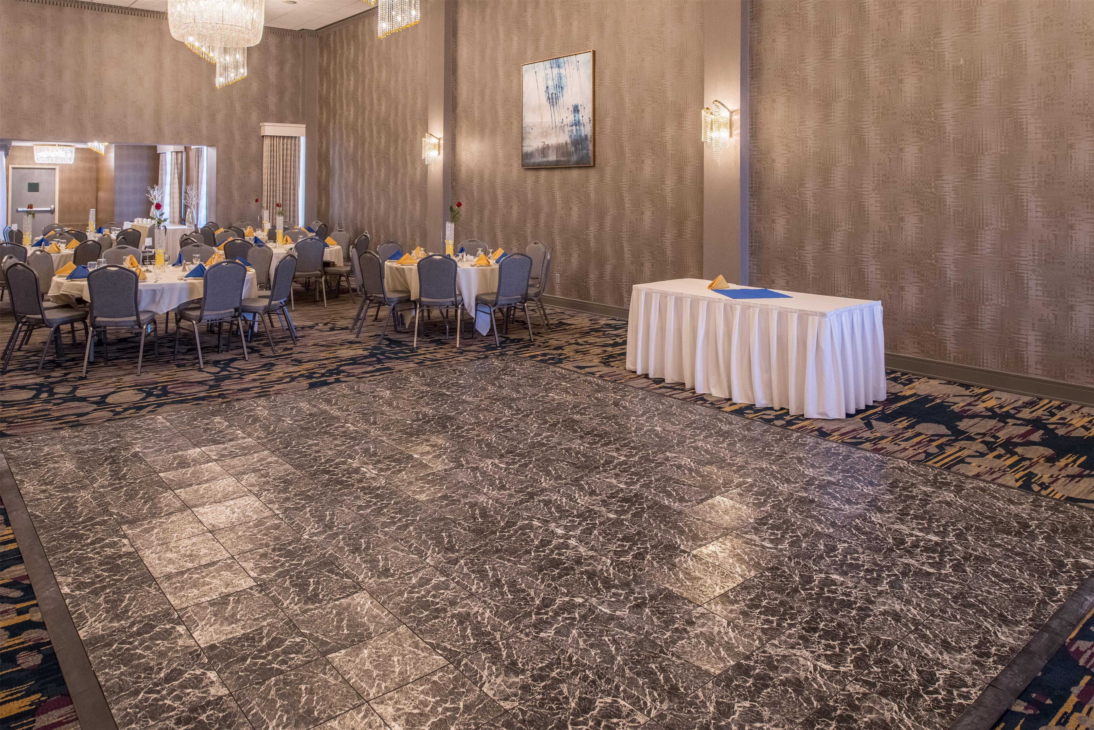 Meeting Room | DoubleTree by Hilton Utica