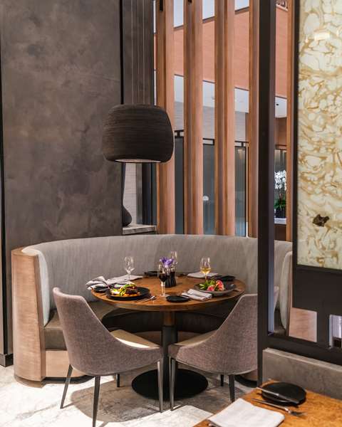 Restaurant - Hyatt Regency Hotel John Wayne Airport Newport Beach