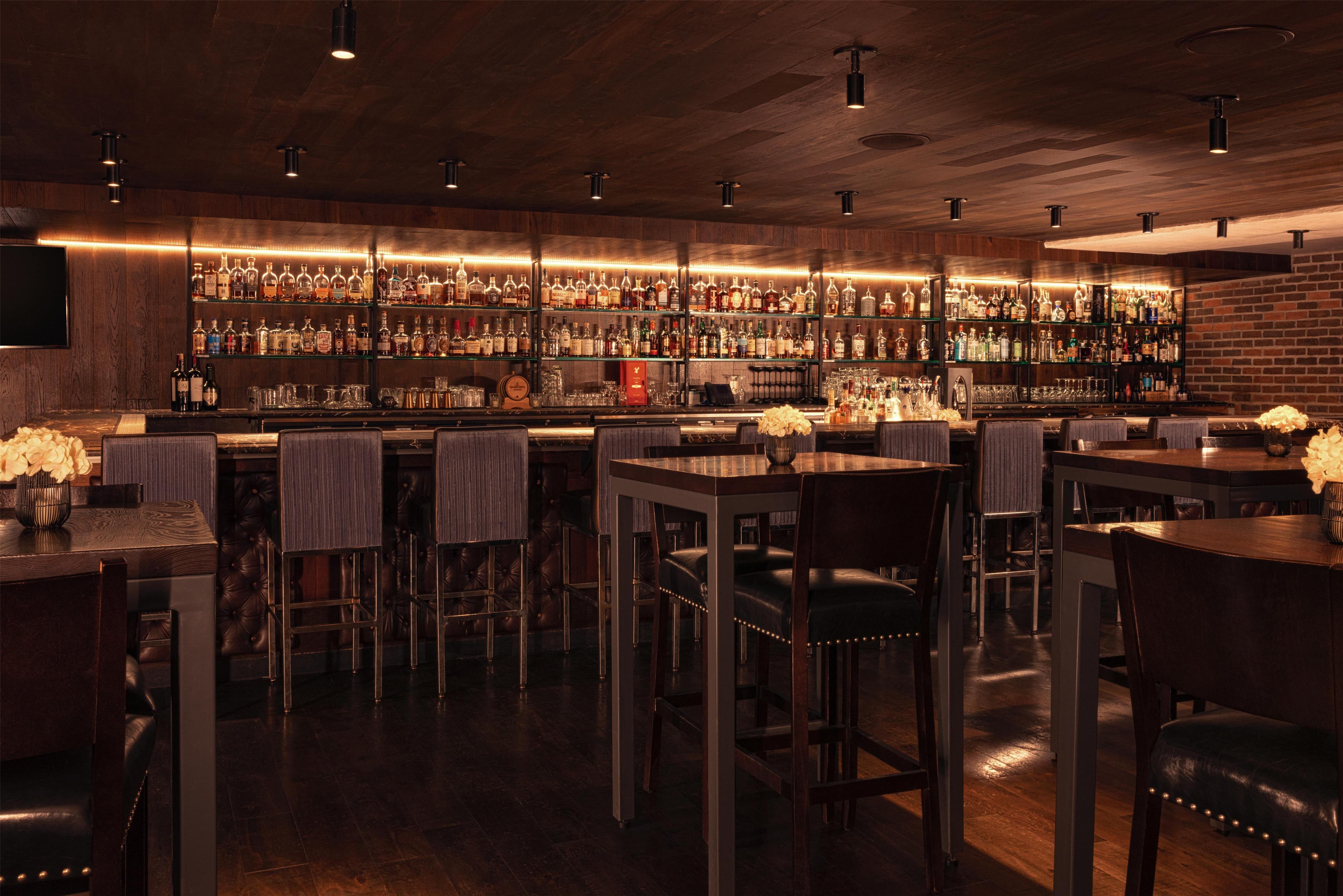 BarLounge | The Statler Dallas Curio Collection By Hilton
