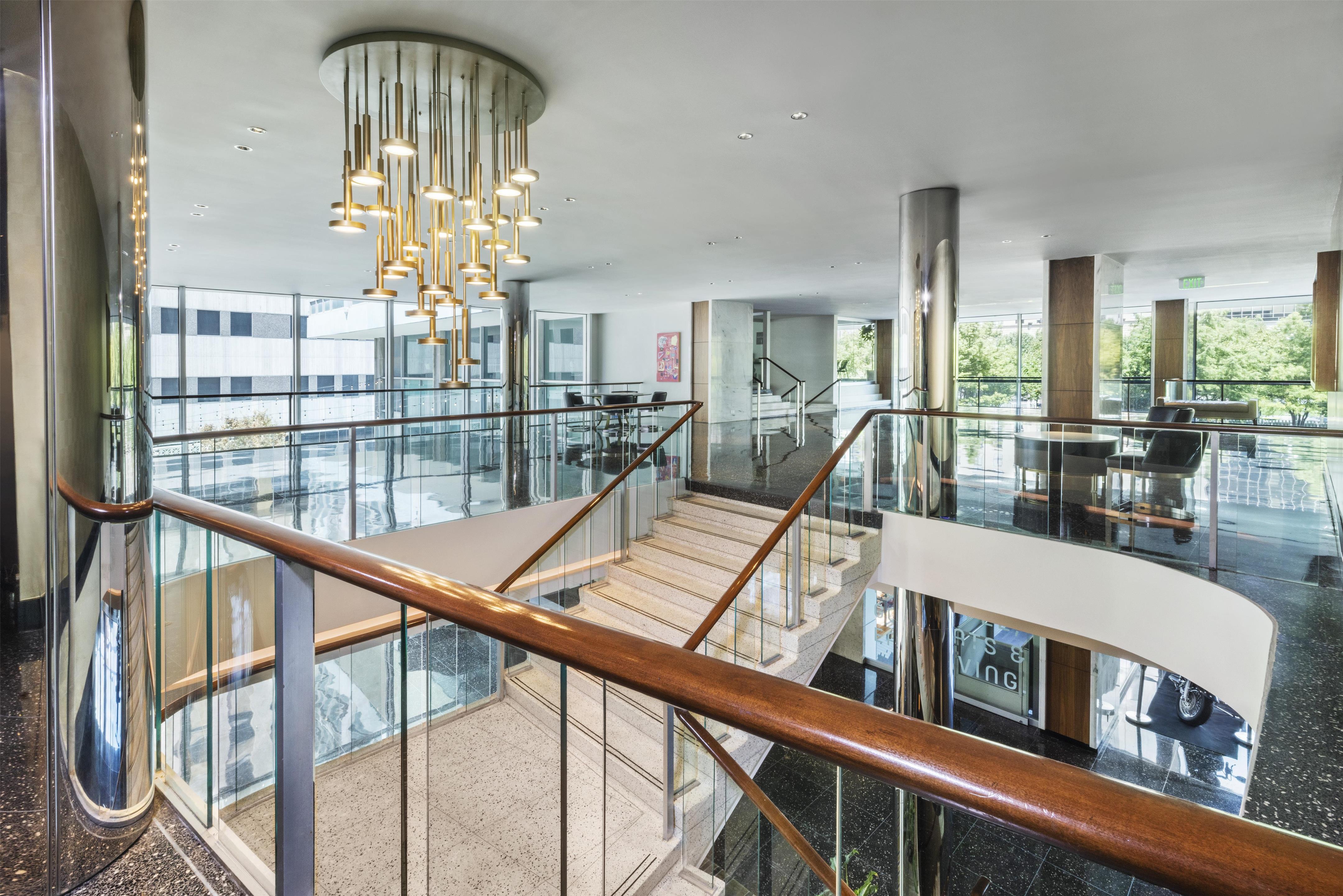 Lobby | The Statler Dallas Curio Collection By Hilton