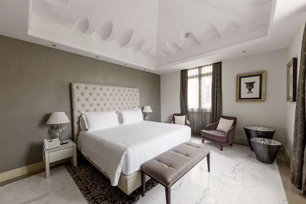 BASILIO SUITE