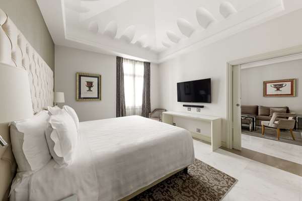 COSTANTINO SUITE