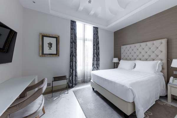 COMFORT ROOM