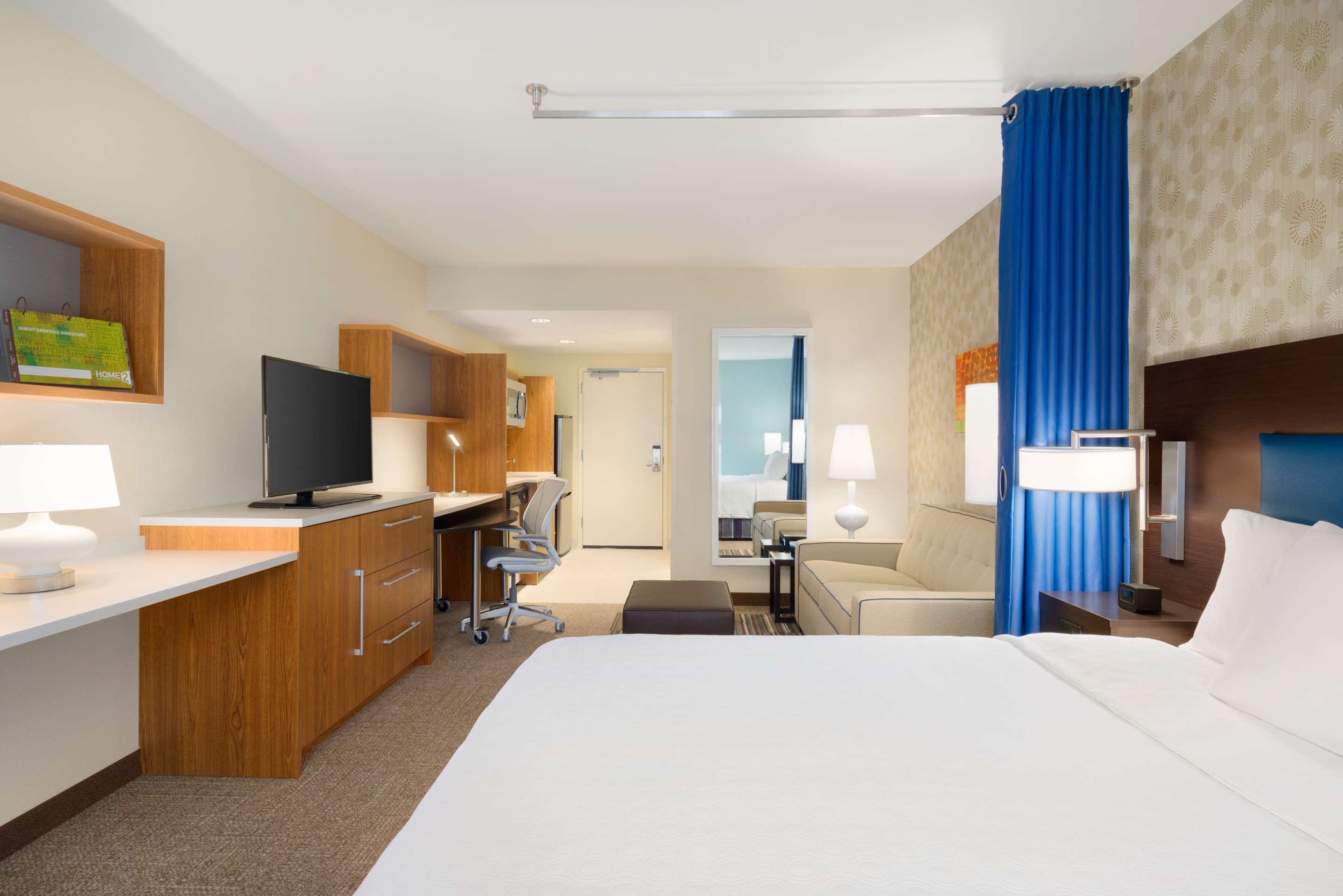 Guest room