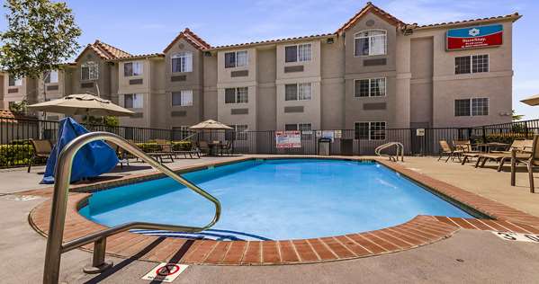 Pool - SureStay Plus by Best Western Rocklin - I-80, Exit 108