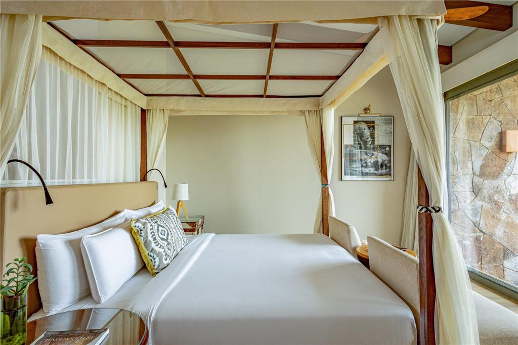 SERENGETI LODGE MELIA COLLECTION-guestroom-Guest Room,On-Site.jpg