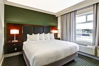 Suite - Chateau Nova Hotel Yellowknife