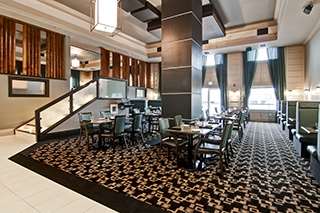 Restaurant - Chateau Nova Hotel Yellowknife