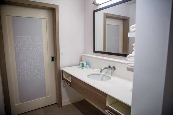  - Hampton Inn Pontiac - I-55, Exit 197