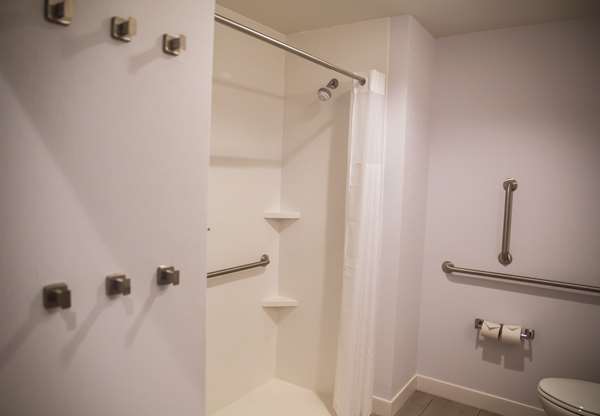  - Hampton Inn Pontiac - I-55, Exit 197