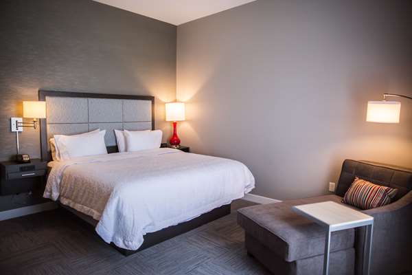  - Hampton Inn Pontiac - I-55, Exit 197