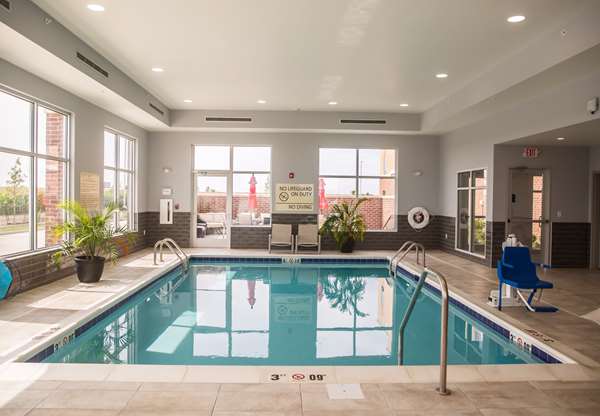 Pool - Hampton Inn Pontiac - I-55, Exit 197