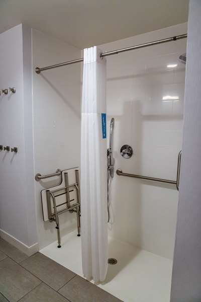  - Hampton Inn Pontiac - I-55, Exit 197