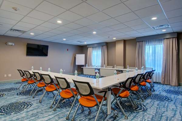  - Hampton Inn & Suites Stoughton