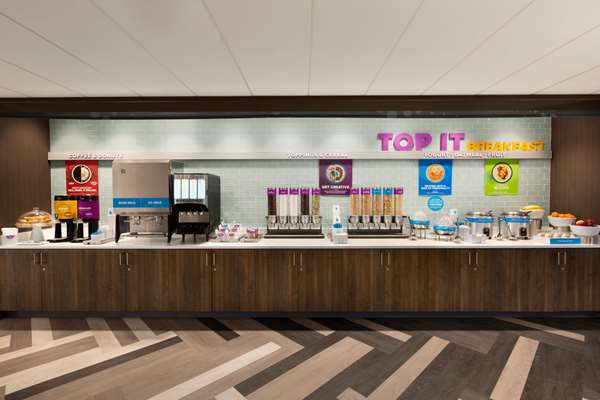 Restaurant - Tru by Hilton Cheyenne - I-80, Exit 362