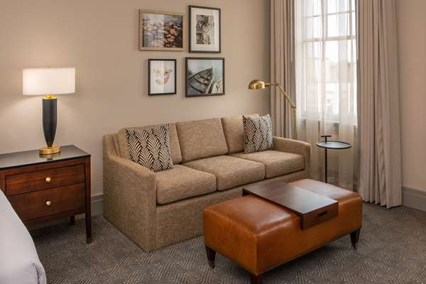  - Virginian Lynchburg Hotel Downtown