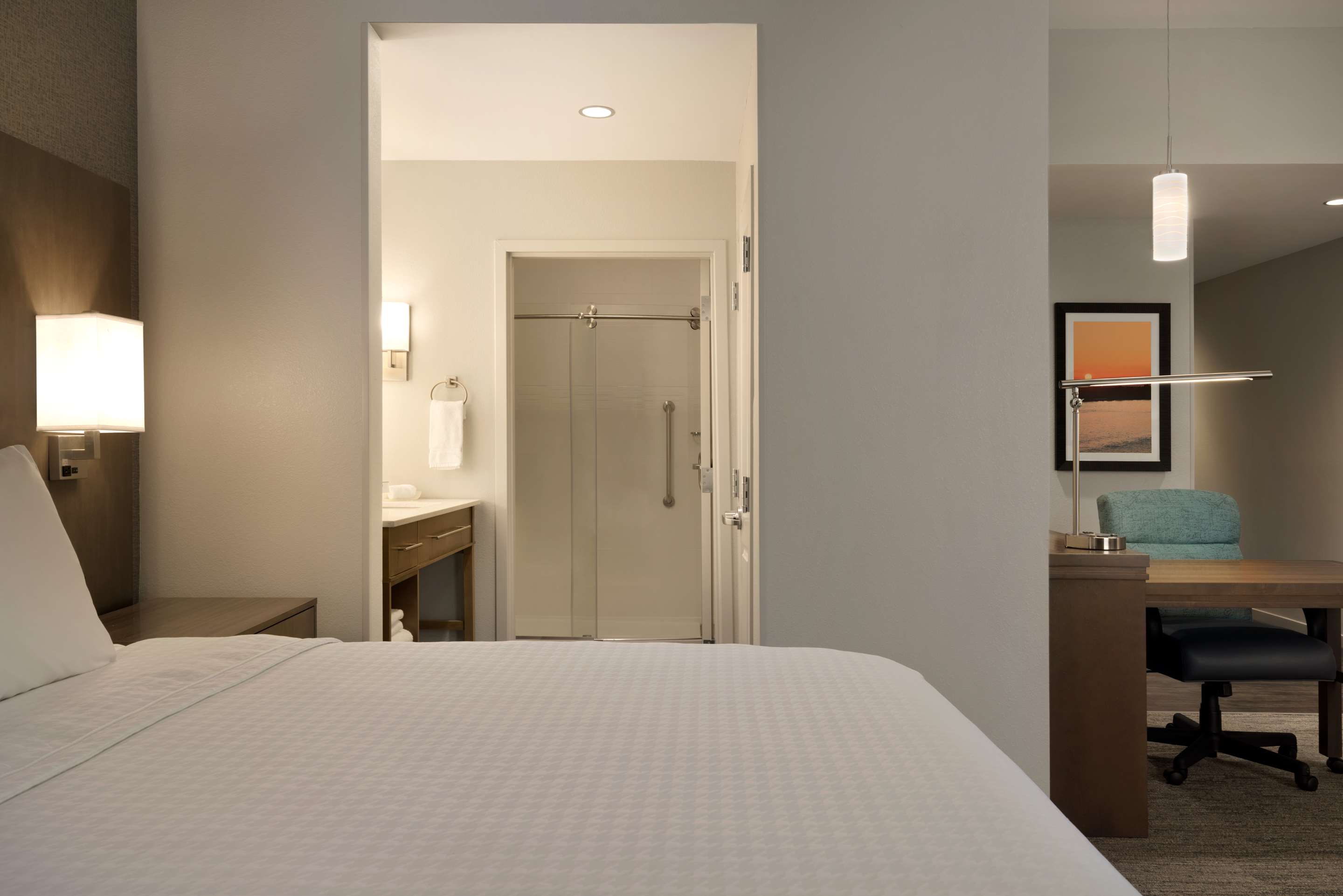 Guest room
