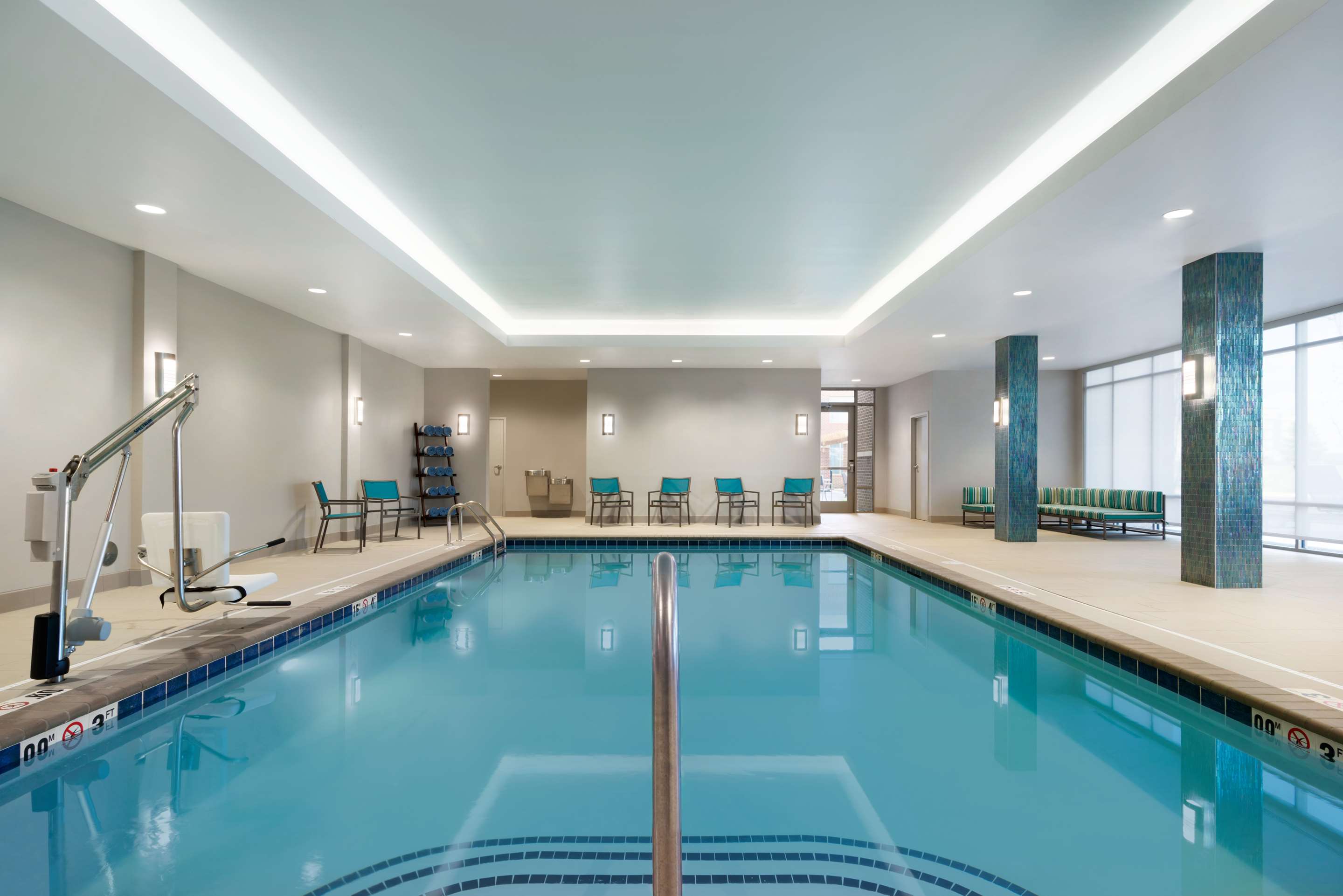 Pool | Homewood Suites by Hilton Southaven