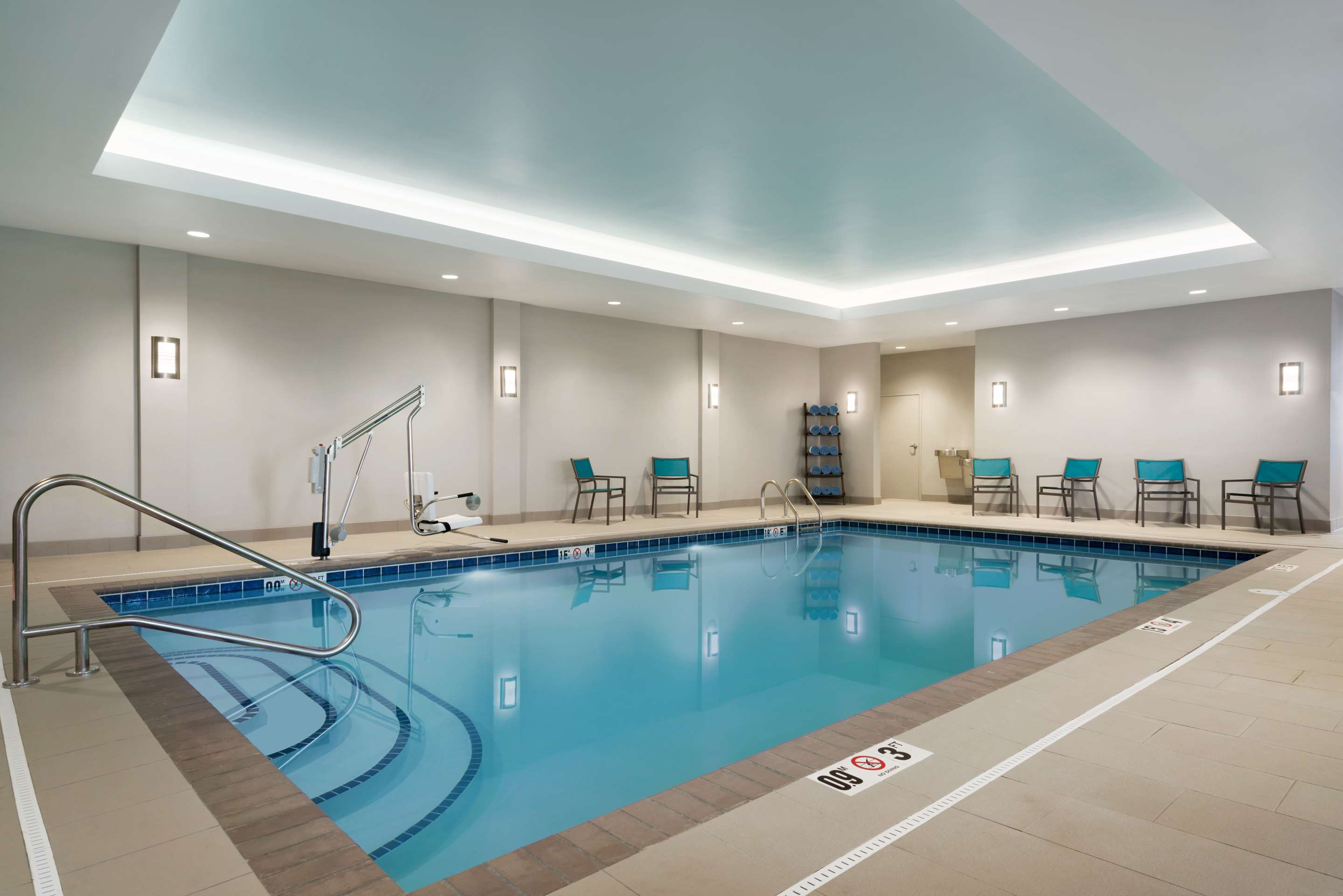 Pool | Homewood Suites by Hilton Southaven