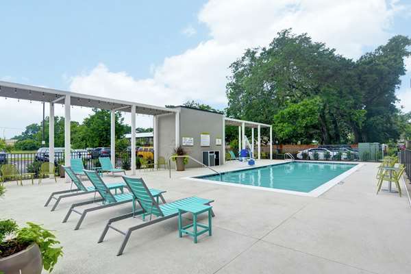 Pool - Home2 Suites by Hilton North Davis Highway Pensacola - I-10, Exit 13