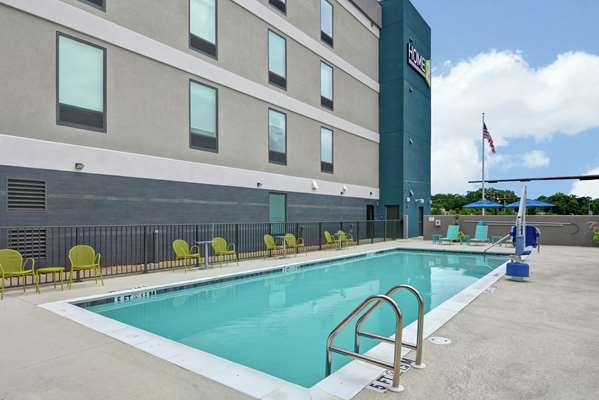 Pool - Home2 Suites by Hilton North Davis Highway Pensacola - I-10, Exit 13