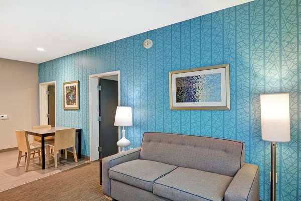  - Home2 Suites by Hilton North Davis Highway Pensacola - I-10, Exit 13