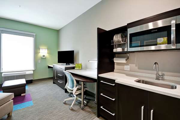  - Home2 Suites by Hilton North Davis Highway Pensacola - I-10, Exit 13