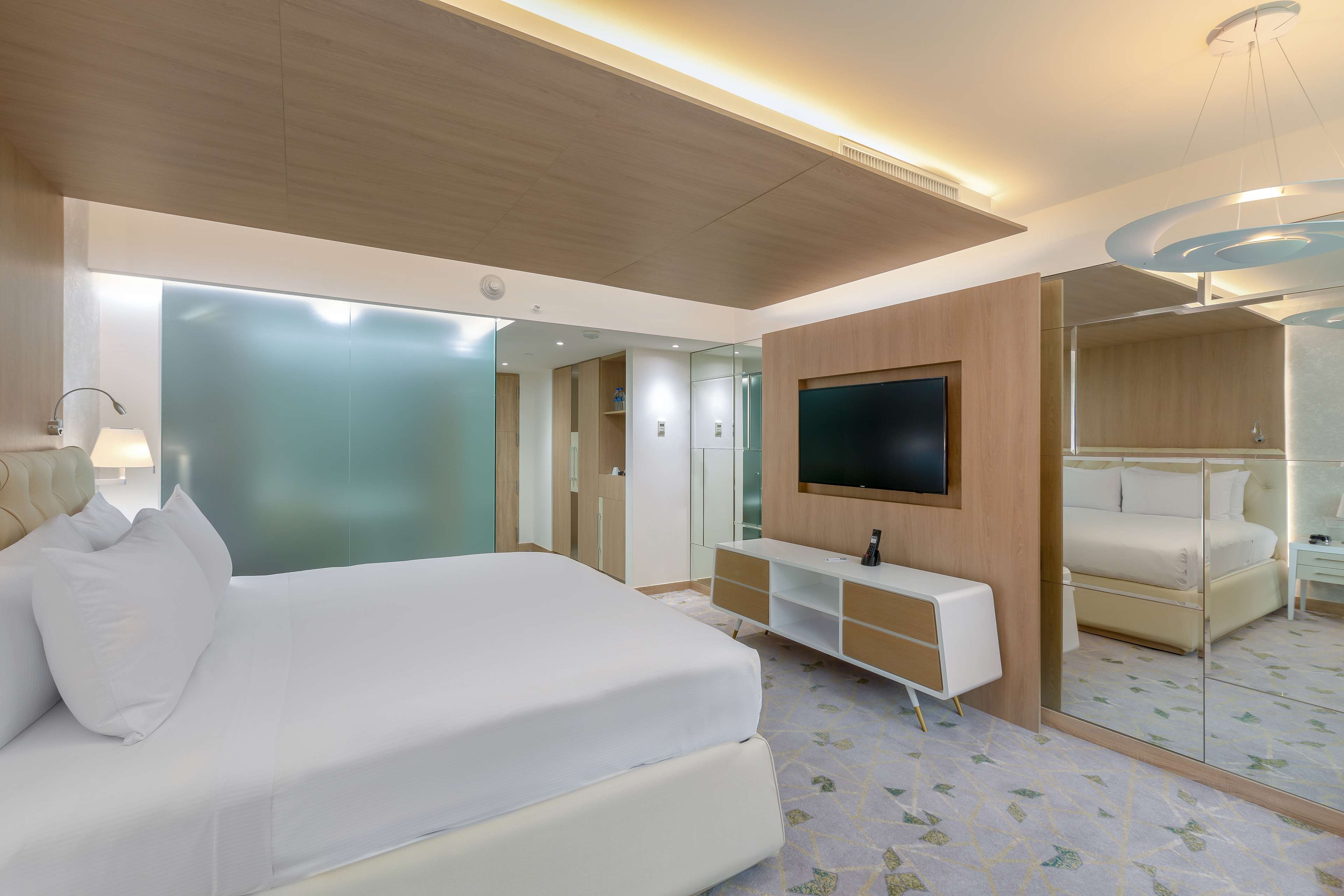 Gran Hotel Costa Rica, Curio Collection by Hilton - Tap to explore photos