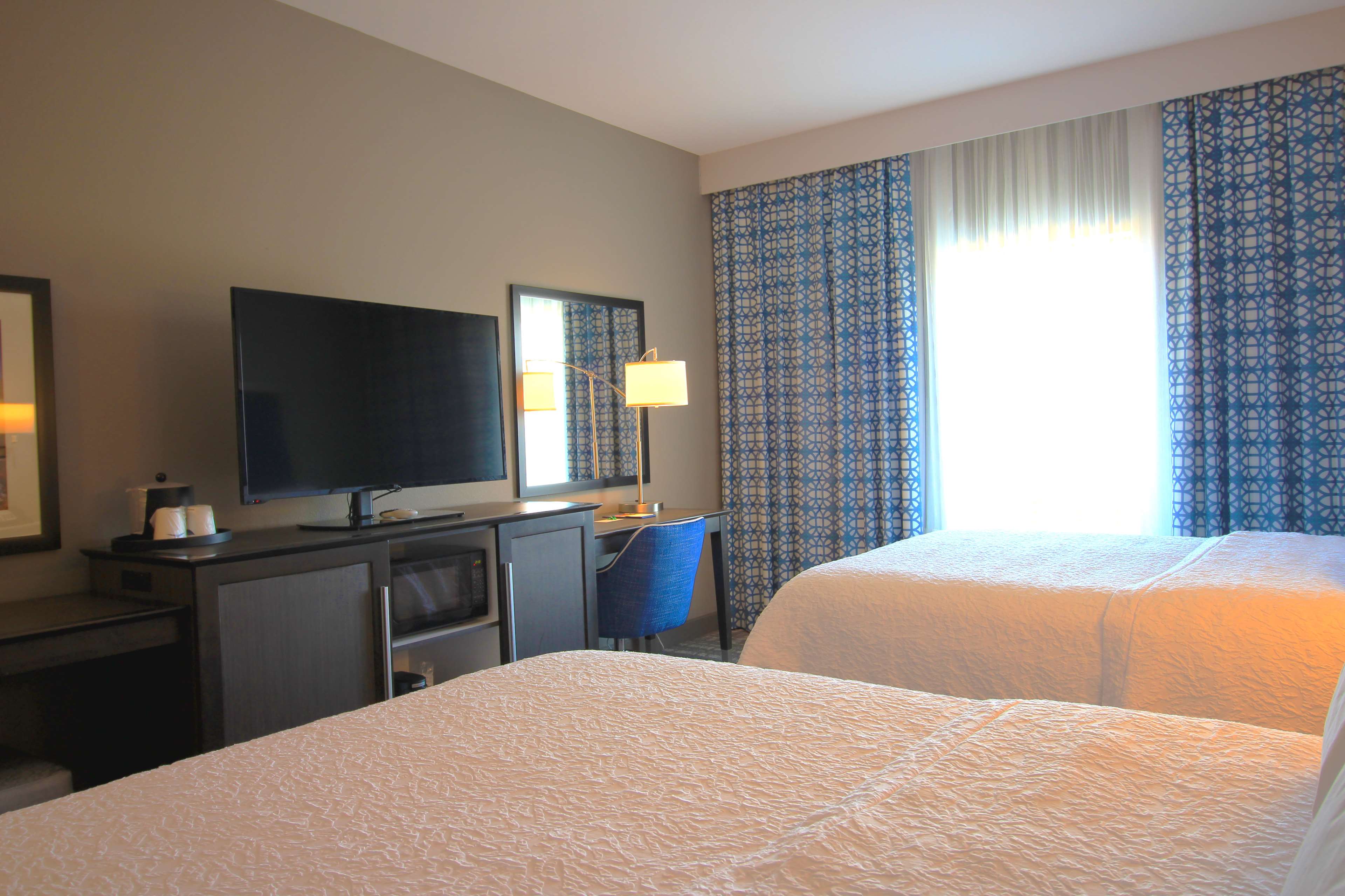 Hampton Inn by Hilton West Plains Room Type - TWO QUEEN BEDS ROOM NS