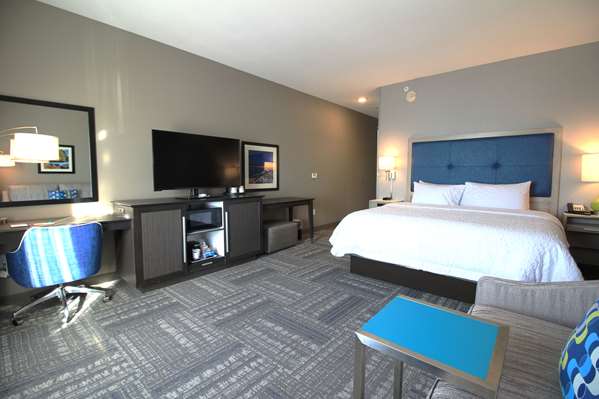  - Hampton Inn West Plains