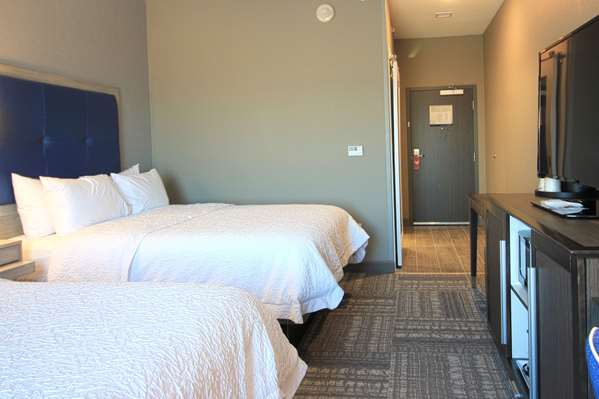  - Hampton Inn West Plains