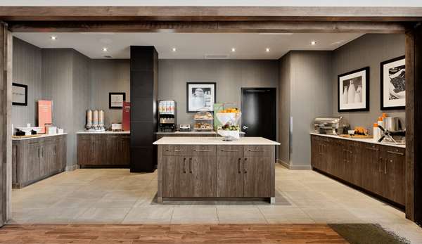 Amenities - Hampton Inn & Suites Levis