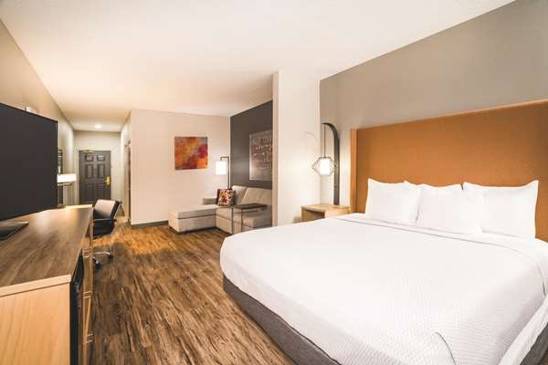  - La Quinta Inn & Suites Hixson