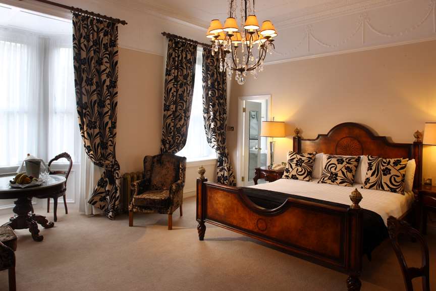 The Metropole Hotel Cork-guestroom-Guest Room,Suite,On-Site.jpg