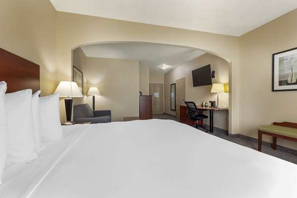 Suite - Best Western Franklin Town Center Hotel & Suites