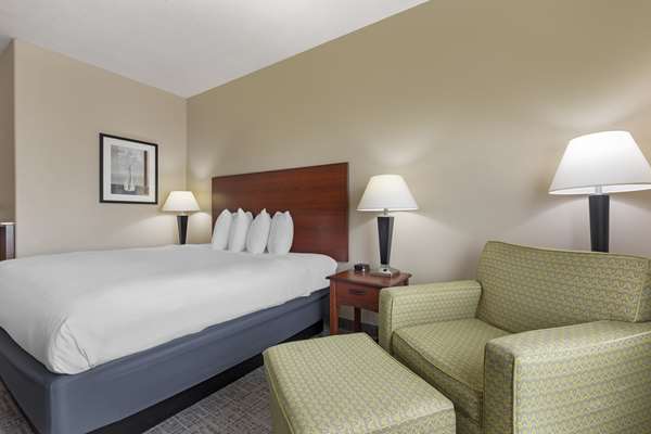  - Best Western Franklin Town Center Hotel & Suites