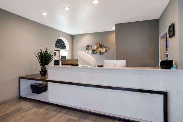  - Best Western Grants Inn - I-40, Exit 85