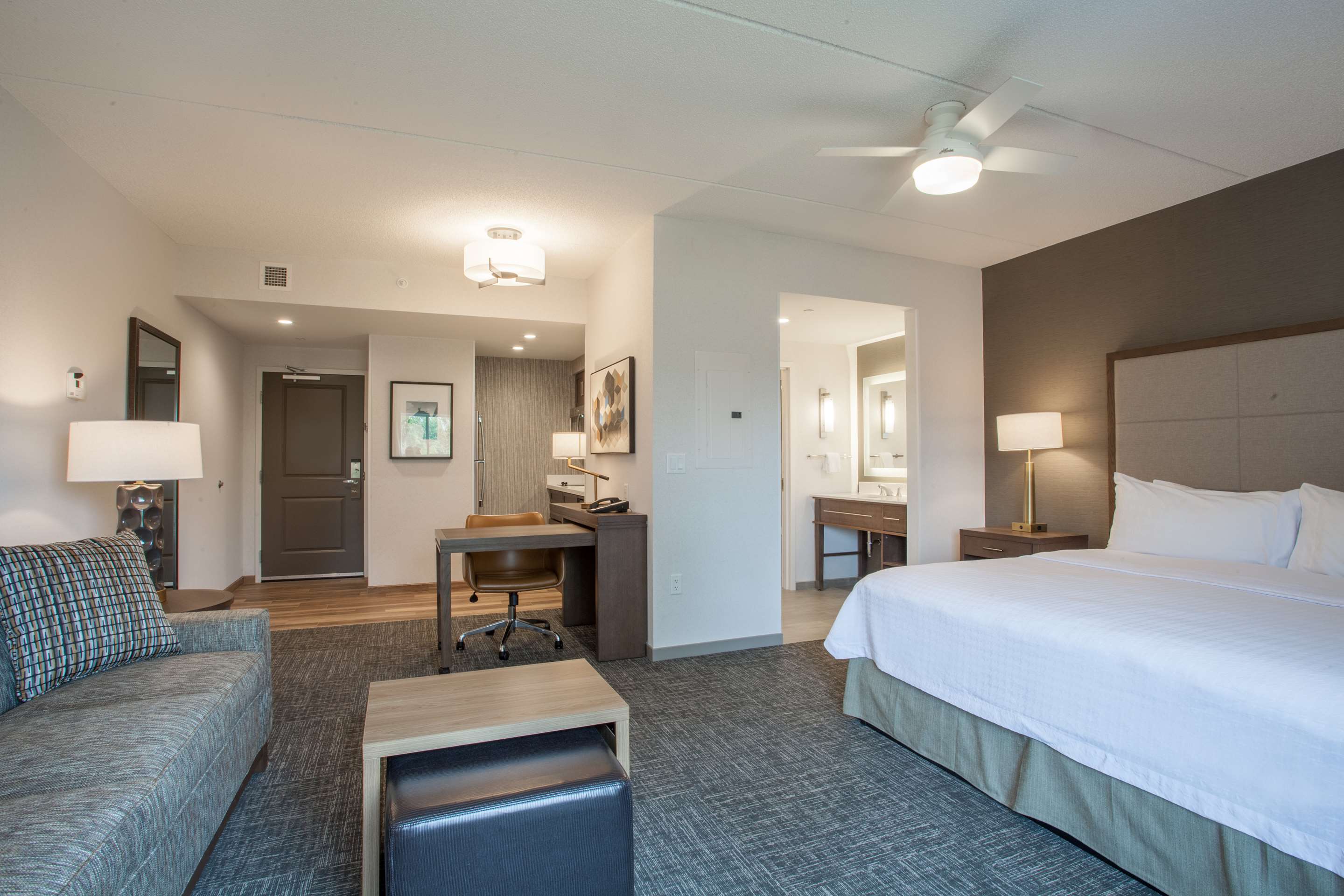 Guest room