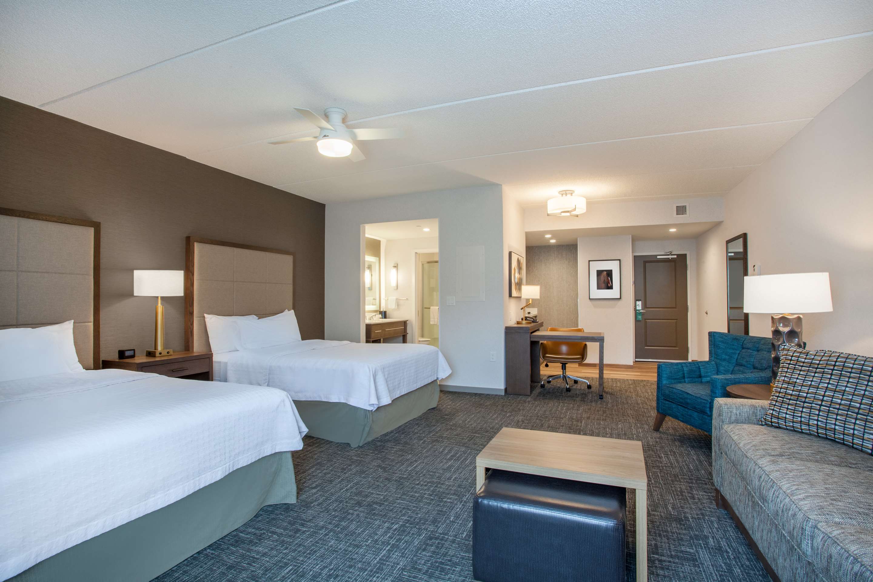 Guest room