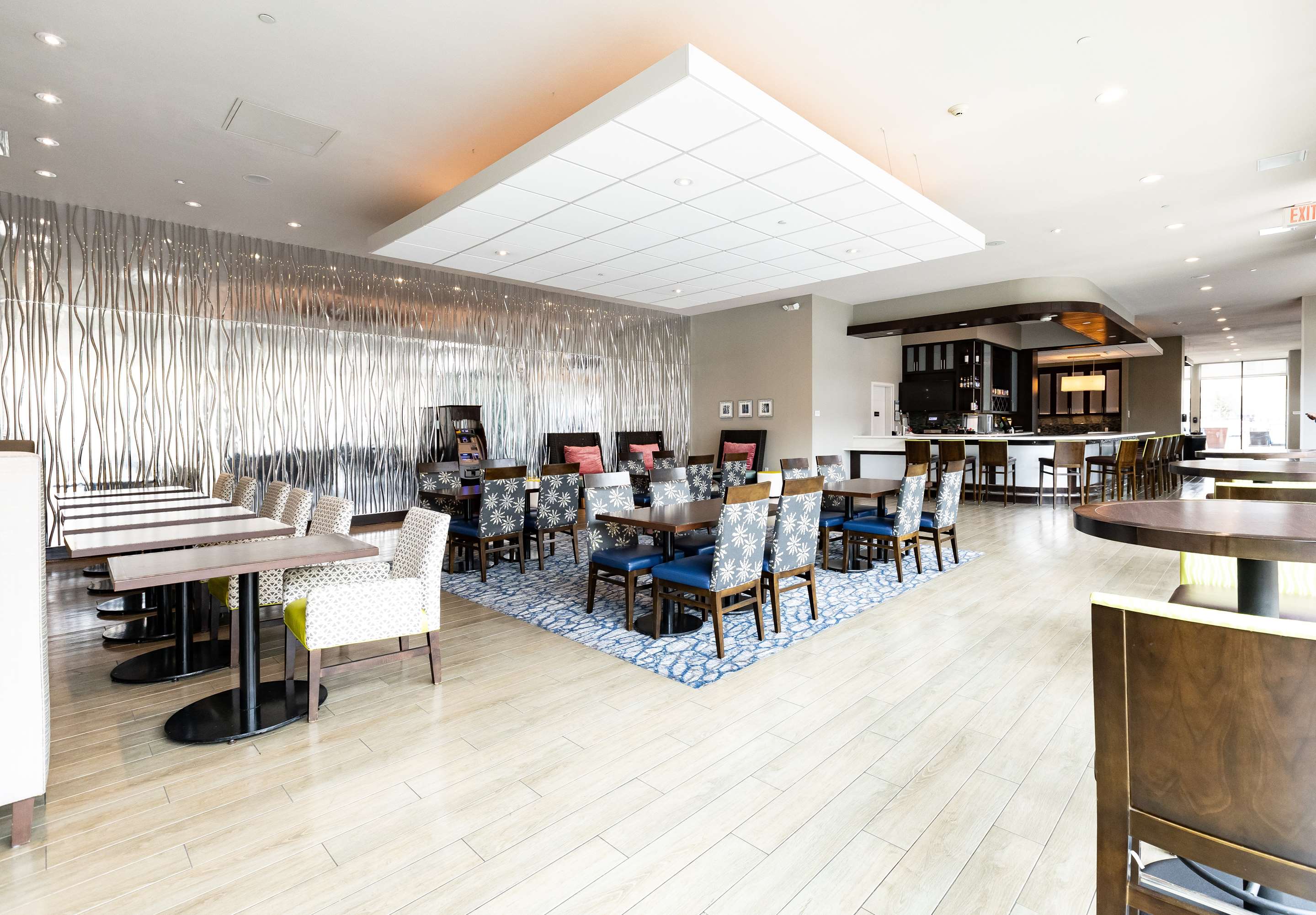 Restaurant | Hilton Garden Inn Austin Airport