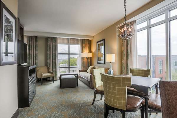  - Homewood Suites by Hilton Upper Downtown Charleston - I-26, Exit 221B