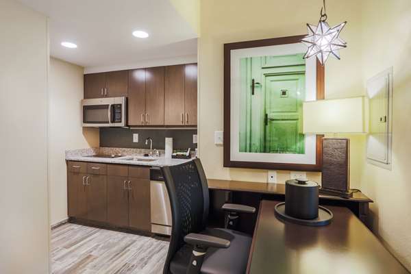  - Homewood Suites by Hilton Upper Downtown Charleston - I-26, Exit 221B
