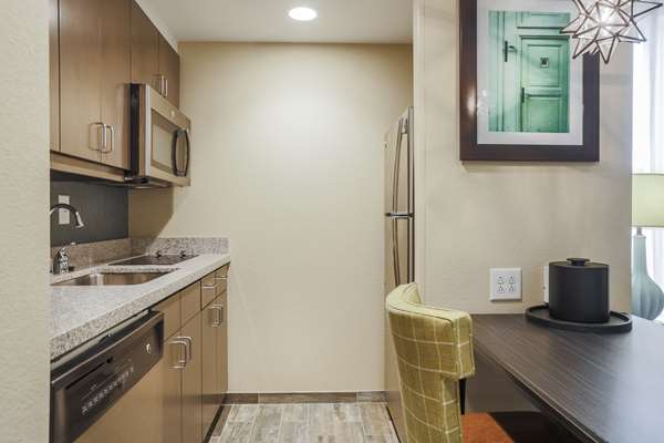  - Homewood Suites by Hilton Upper Downtown Charleston - I-26, Exit 221B