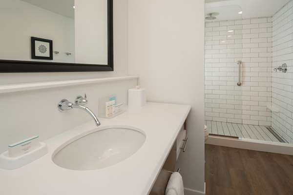  - Hampton Inn & Suites Pearl District Portland - I-405, Exit 2B