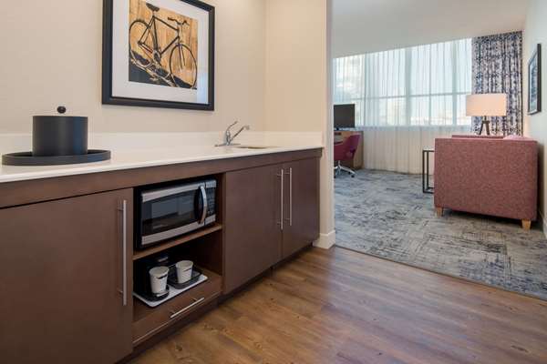  - Hampton Inn & Suites Pearl District Portland - I-405, Exit 2B